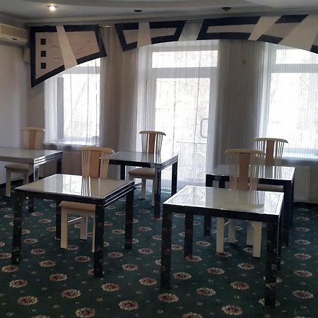 Marrion Hotel Odessa Esterno foto