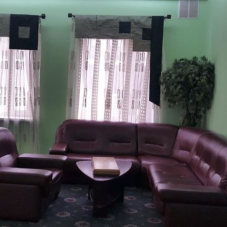 Marrion Hotel Odessa Esterno foto