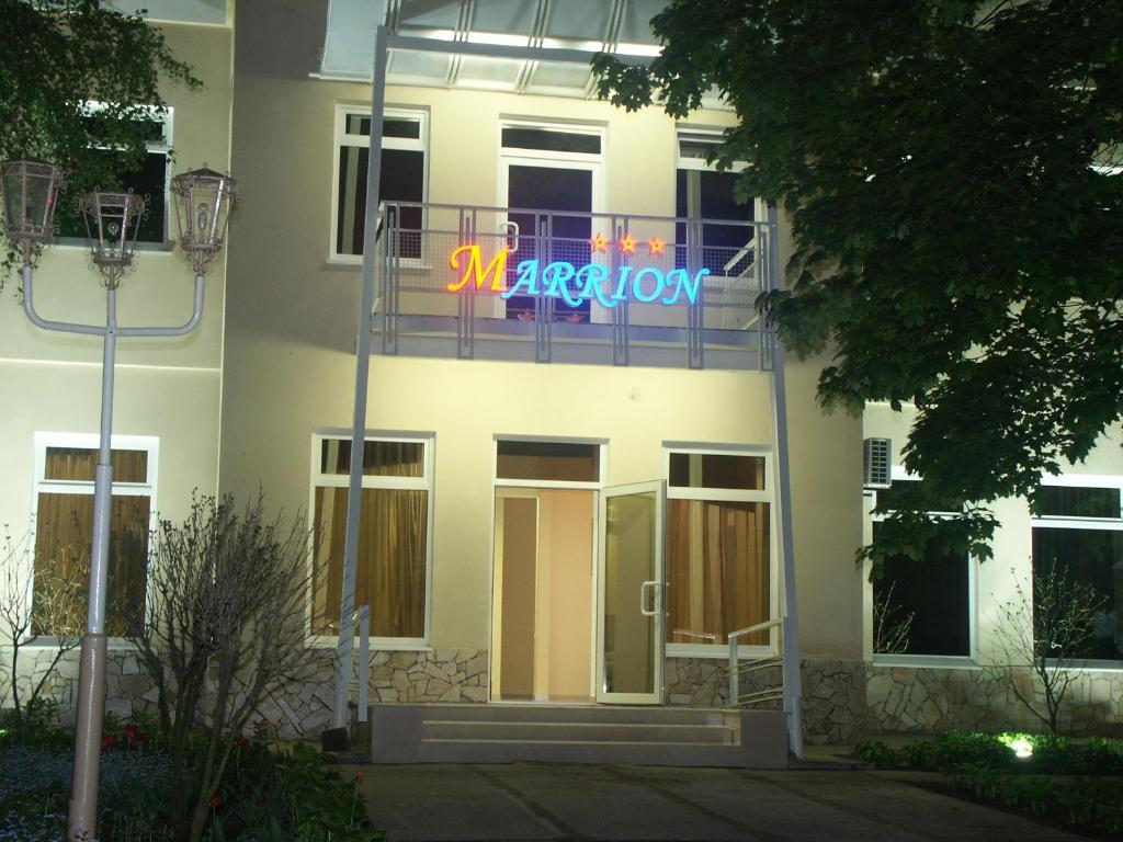 Marrion Hotel Odessa Esterno foto