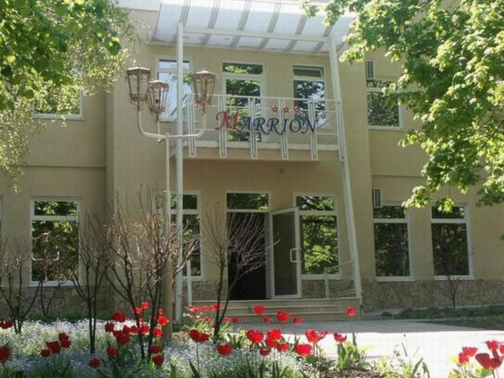 Marrion Hotel Odessa Esterno foto
